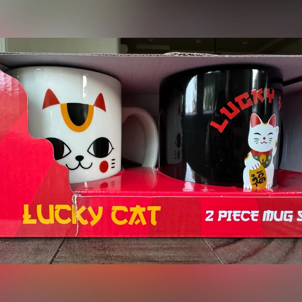 MAD Engine- Lucky Cat 2-Piece Mug Set (NEW)